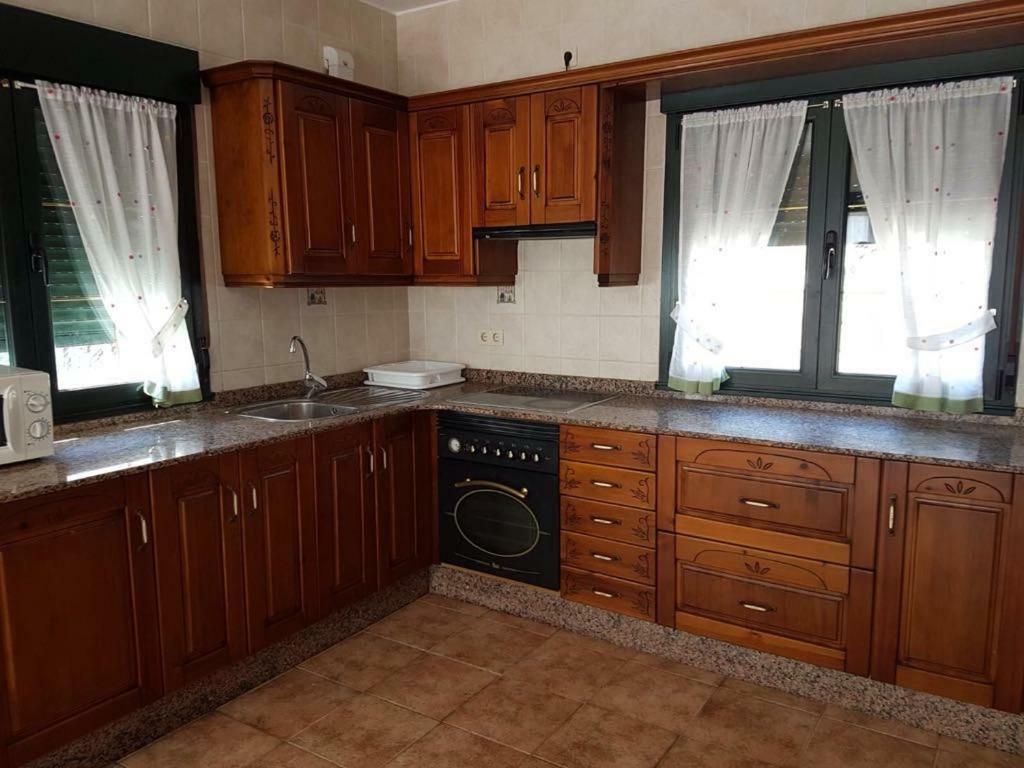Casa Llampedro Villa Canales  Ngoại thất bức ảnh