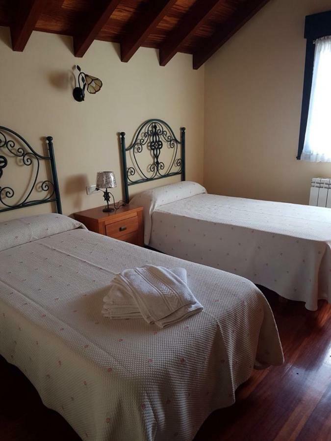 Casa Llampedro Villa Canales  Ngoại thất bức ảnh